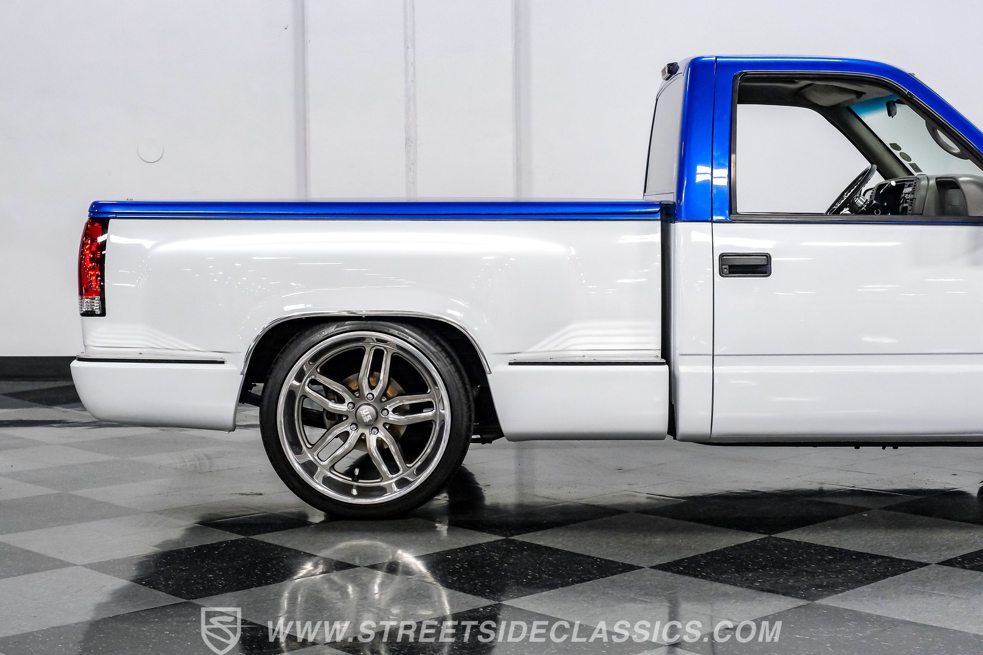 Used 1997 Chevrolet Silverado 1500 2WD Regular Cab image 29