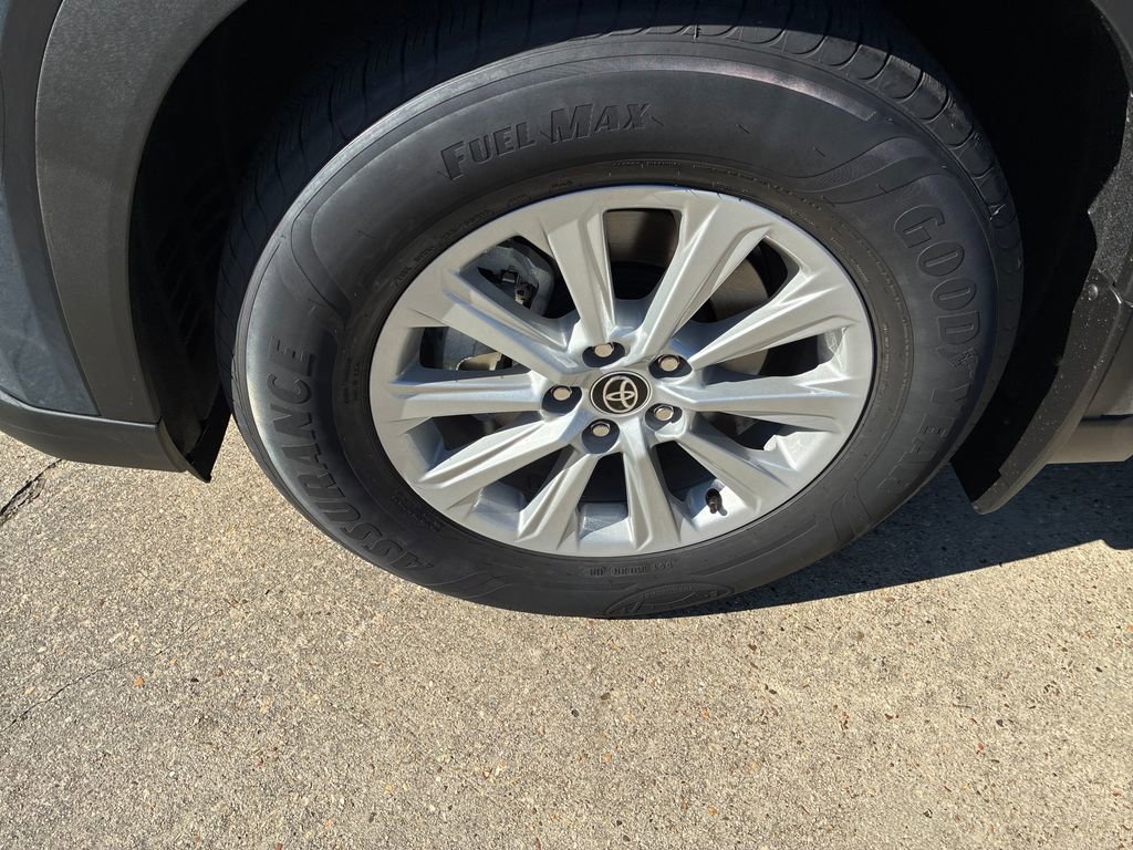 New 2026 Toyota Grand Highlander XLE image 34