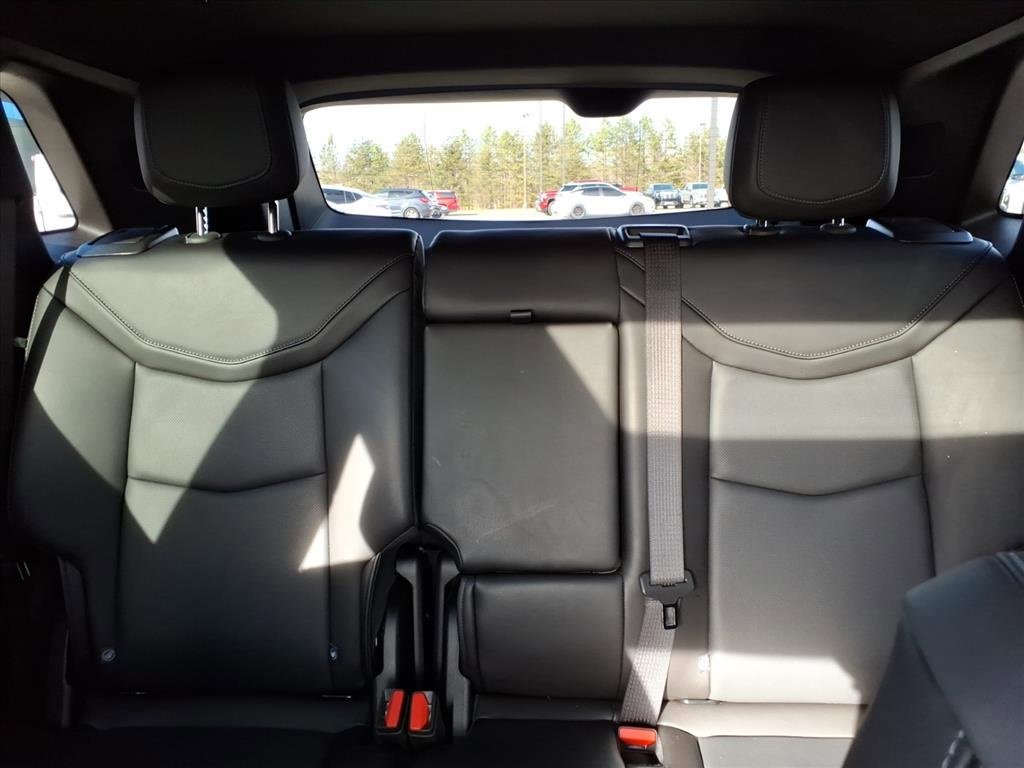 Used 2025 Cadillac XT5 Premium Luxury image 15