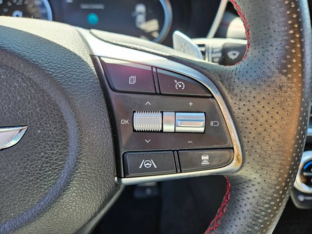 Used 2023 Genesis G70 2.0T w/ Sport Prestige Package RWD image 25