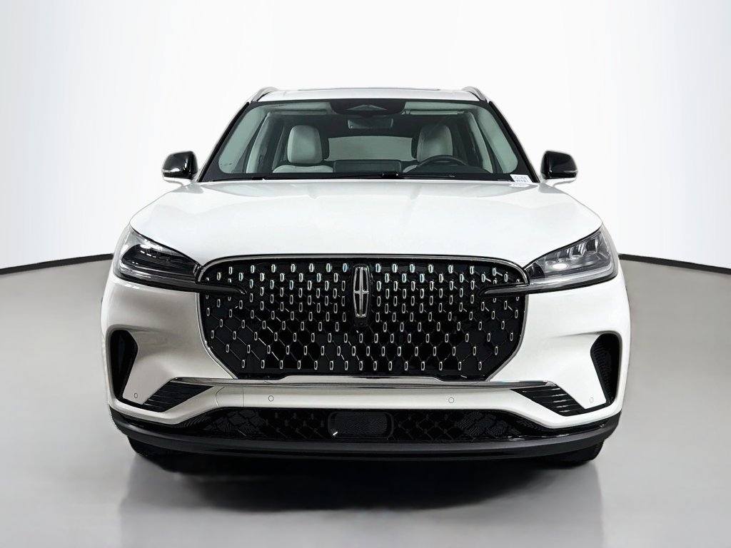 New 2027 Lincoln Aviator 2WD image 2