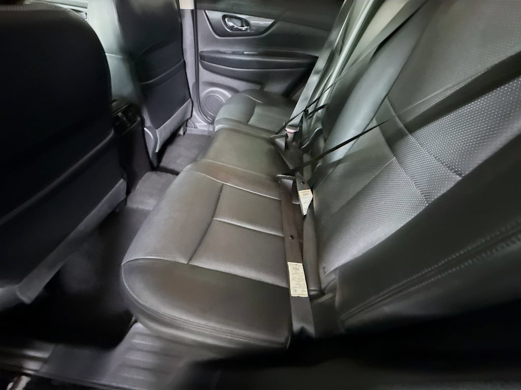 Used 2014 Nissan Rogue SL AWD/4WD image 28