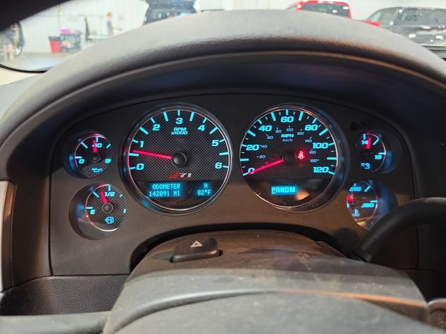 Used 2010 GMC Sierra 1500 SLT w/ All-Terrain Package AWD/4WD image 7