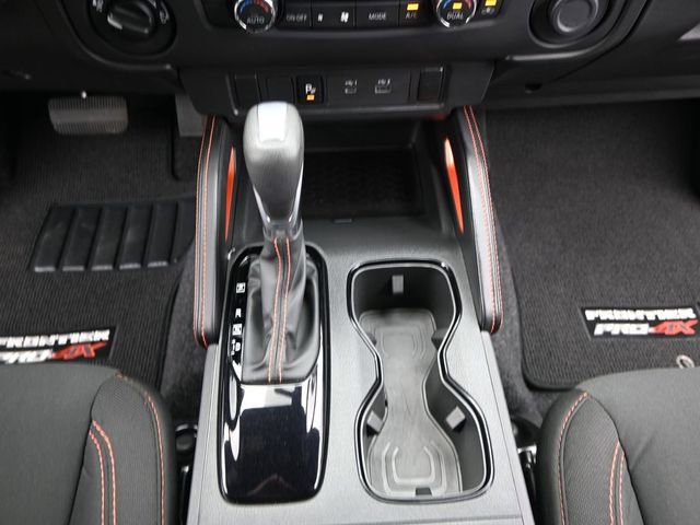 Used 2025 Nissan Frontier PRO-4X image 9