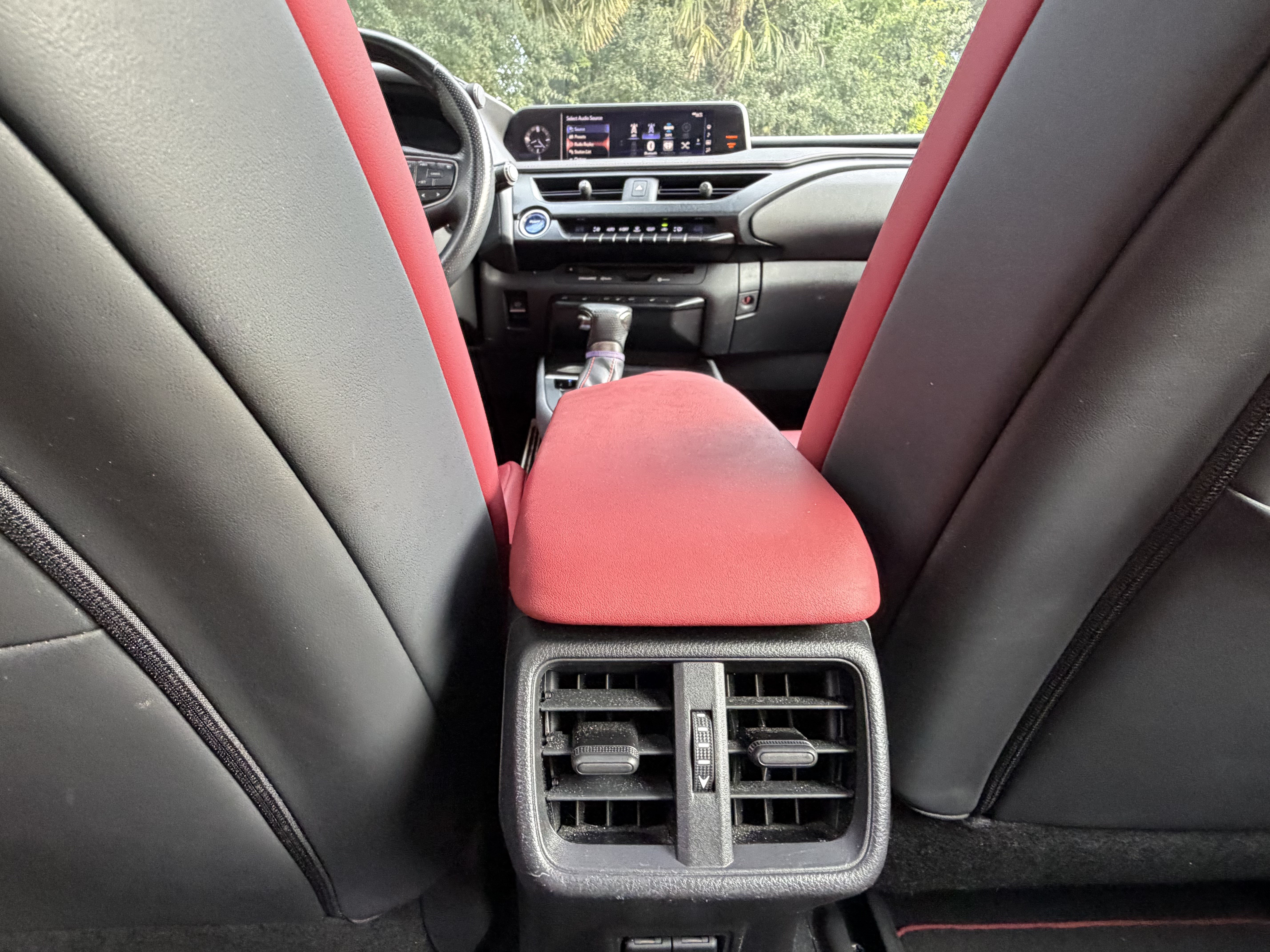 Used 2019 Lexus UX 250h F Sport w/ F Sport Premium Package AWD/4WD image 38