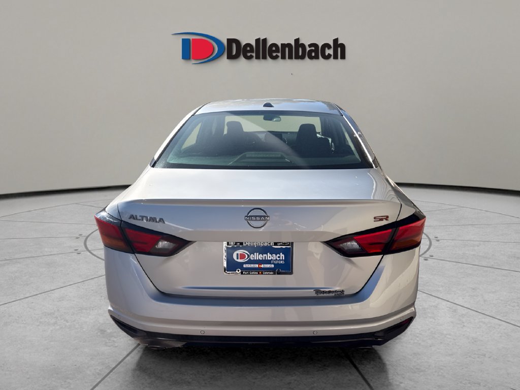 Used 2024 Nissan Altima 2.5 SR FWD image 5