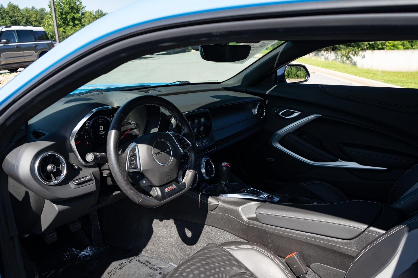 Used 2022 Chevrolet Camaro SS RWD image 27