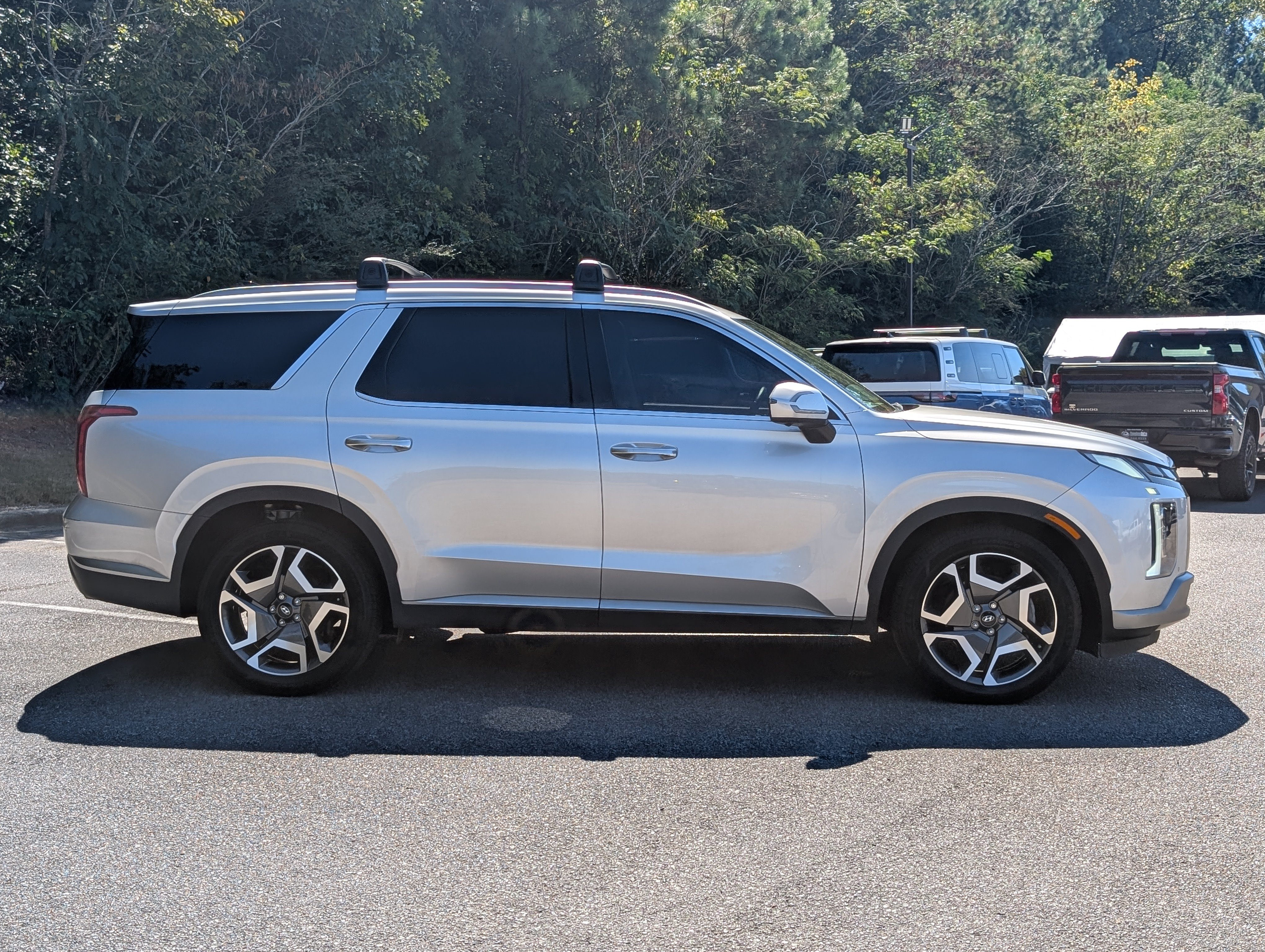 Used 2024 Hyundai Palisade SEL w/ Premium Package FWD image 10