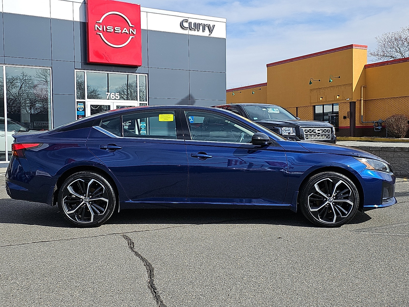 Certified 2023 Nissan Altima 2.5 SR w/ SR Premium Package image 7