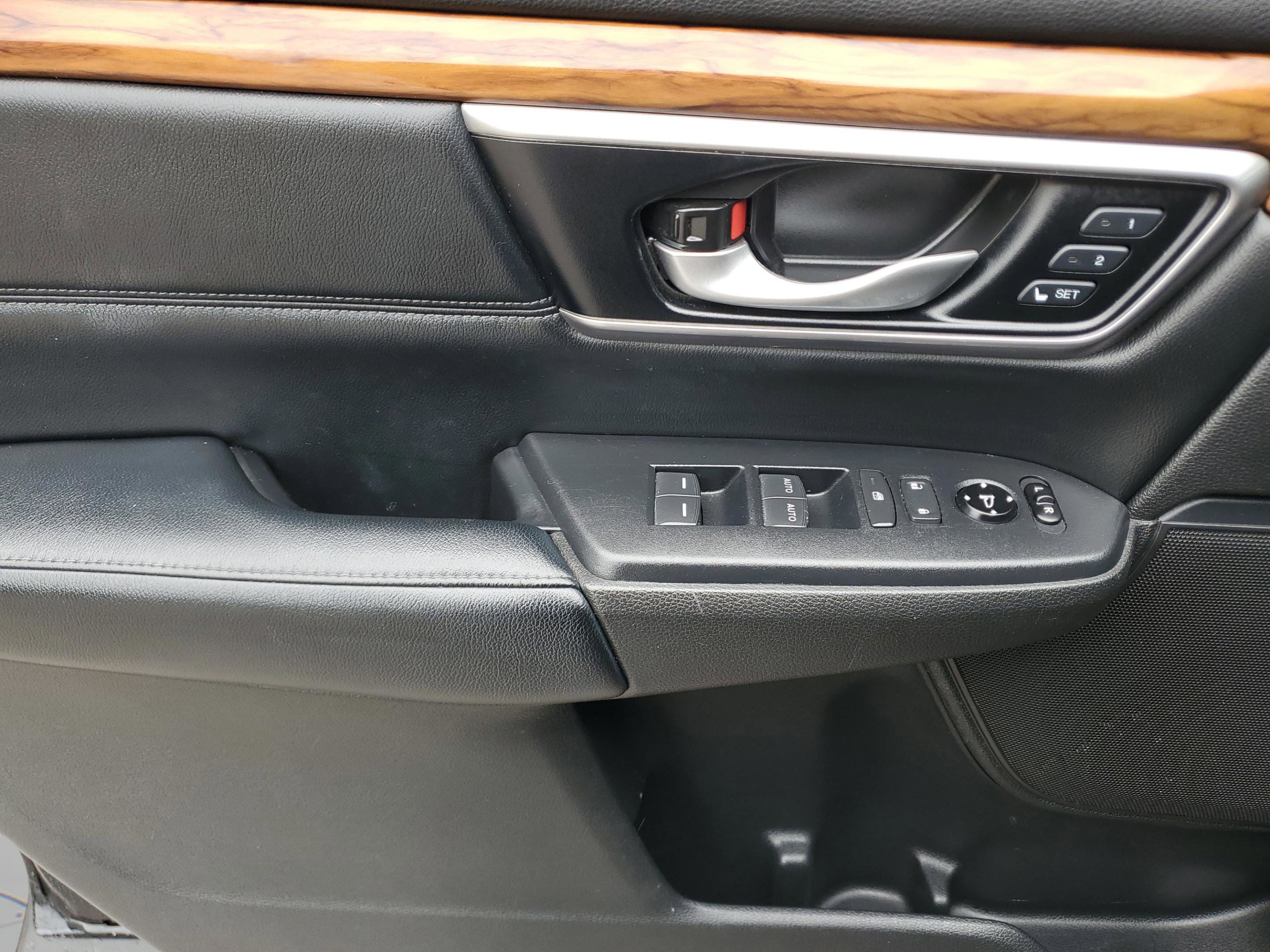 Used 2020 Honda CR-V EX-L image 14