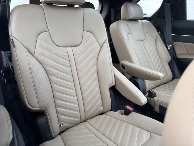 New 2025 Kia Sorento SX Prestige w/ Olive Brown Leather Package AWD/4WD image 17