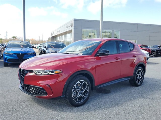 New 2025 Alfa Romeo Tonale image 2