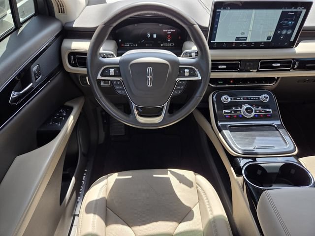 Used 2023 Lincoln Nautilus Reserve w/ Cargo Utility Package FWD image 15
