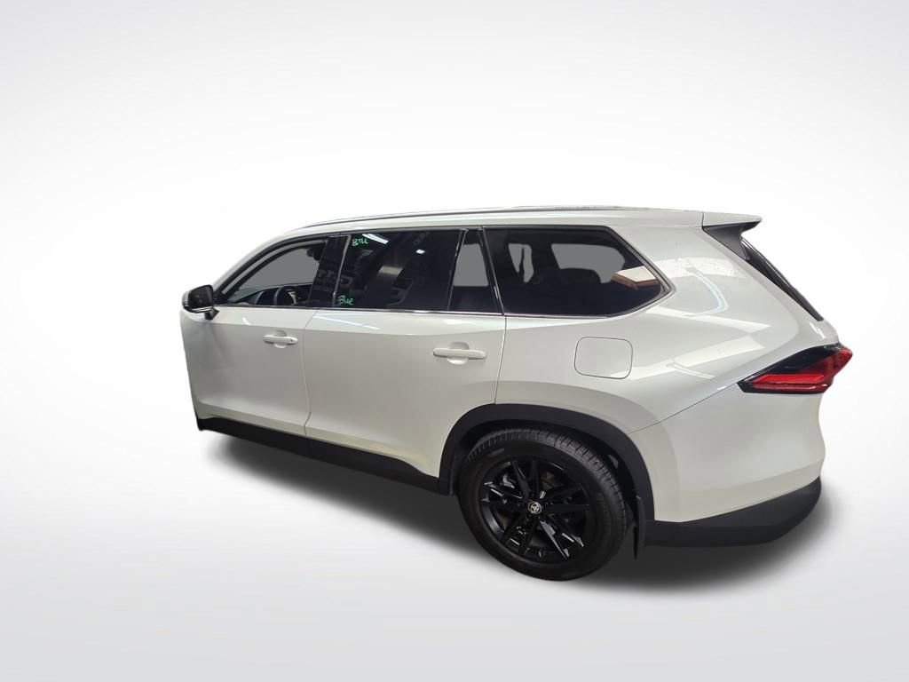 Used 2024 Toyota Grand Highlander MAX Platinum image 5