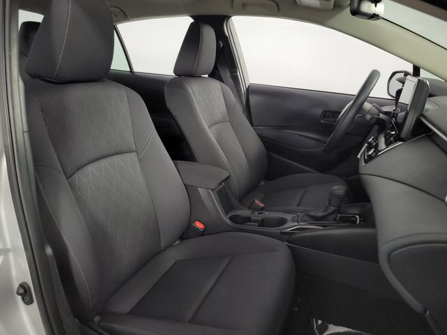 Used 2025 Toyota Corolla LE FWD image 14
