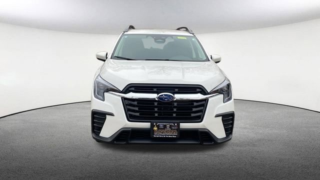 Certified 2025 Subaru Ascent Premium image 3