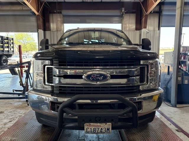 Used 2017 Ford F250 XL w/ STX Appearance Package AWD/4WD image 2