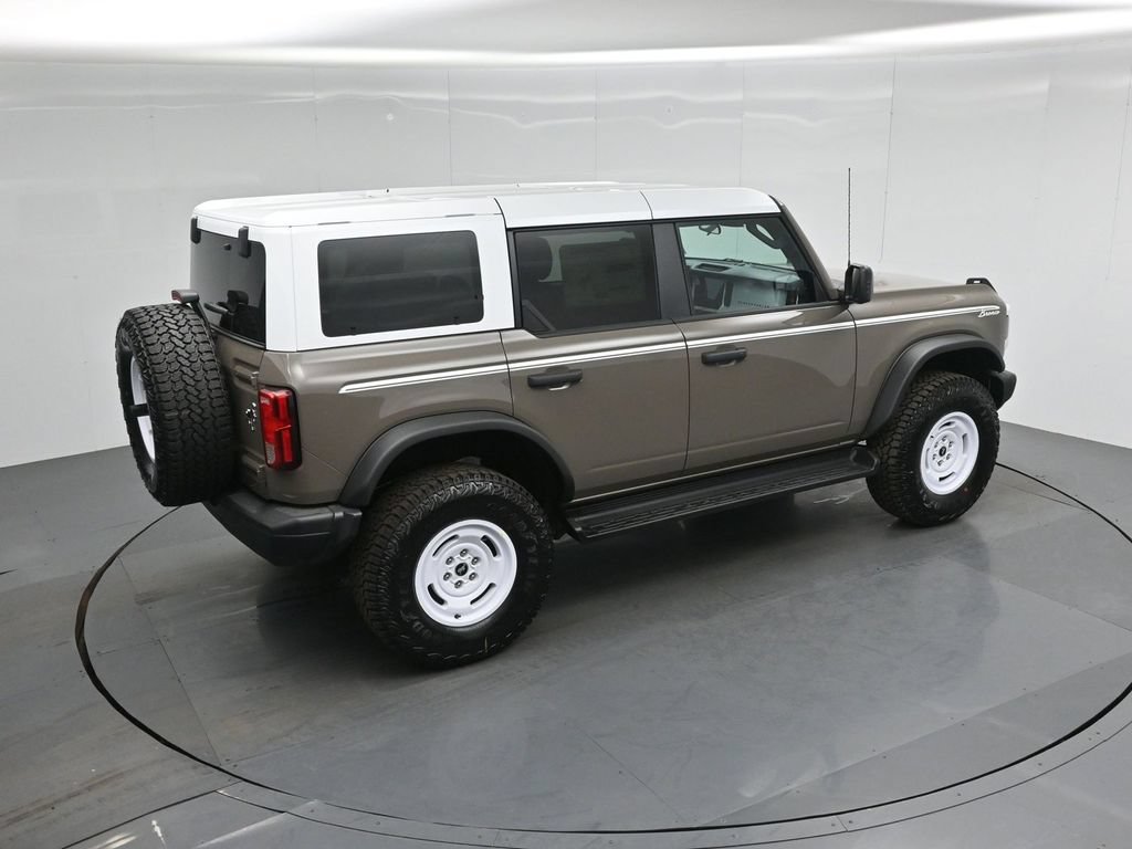 Certified 2026 Ford Bronco Heritage Edition AWD/4WD image 39