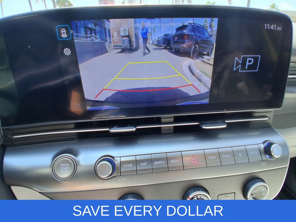 Used 2024 Hyundai Kona SE FWD image 11