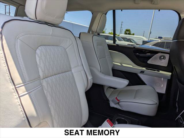 Certified 2023 Lincoln Aviator Black Label AWD/4WD image 24