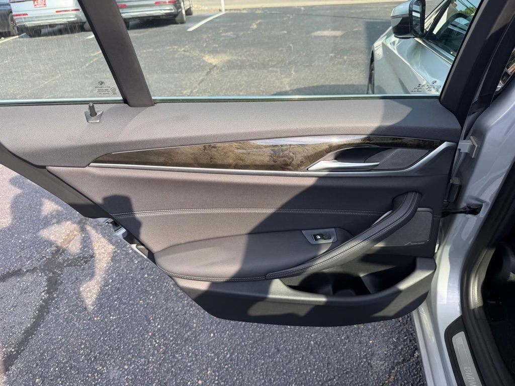 Used 2021 BMW 530i xDrive w/ Premium Package AWD/4WD image 19