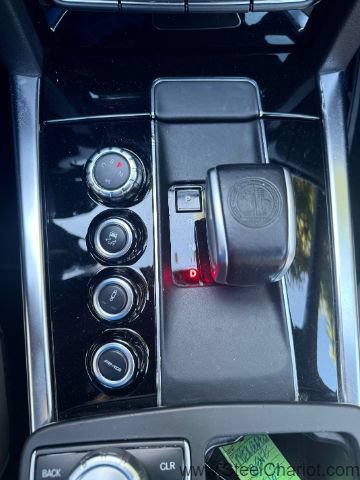 Used 2014 Mercedes-Benz E 63 AMG 4MATIC Sedan image 21