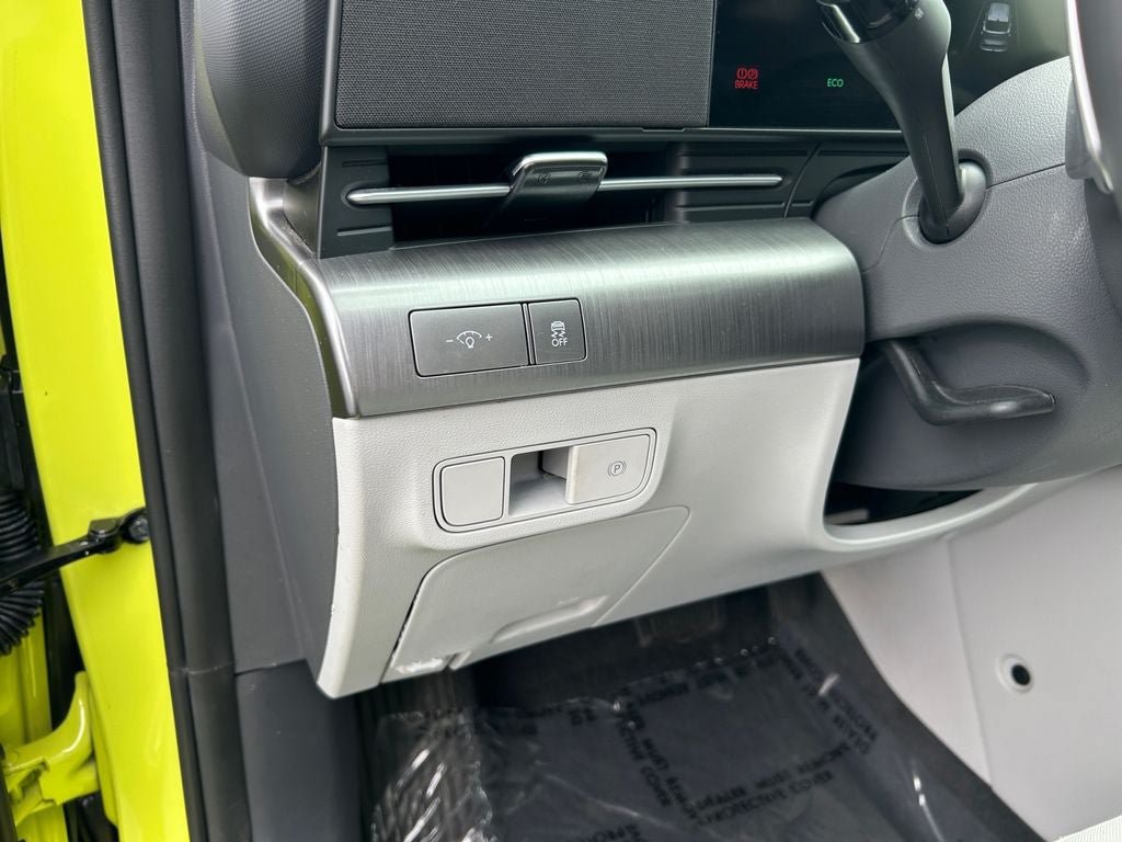 Used 2024 Hyundai Kona SEL FWD image 19