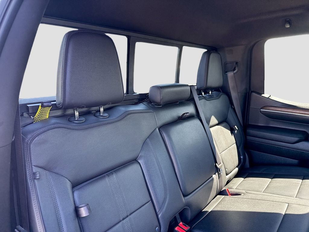 Used 2023 Chevrolet Silverado 1500 High Country w/ Technology Package image 28