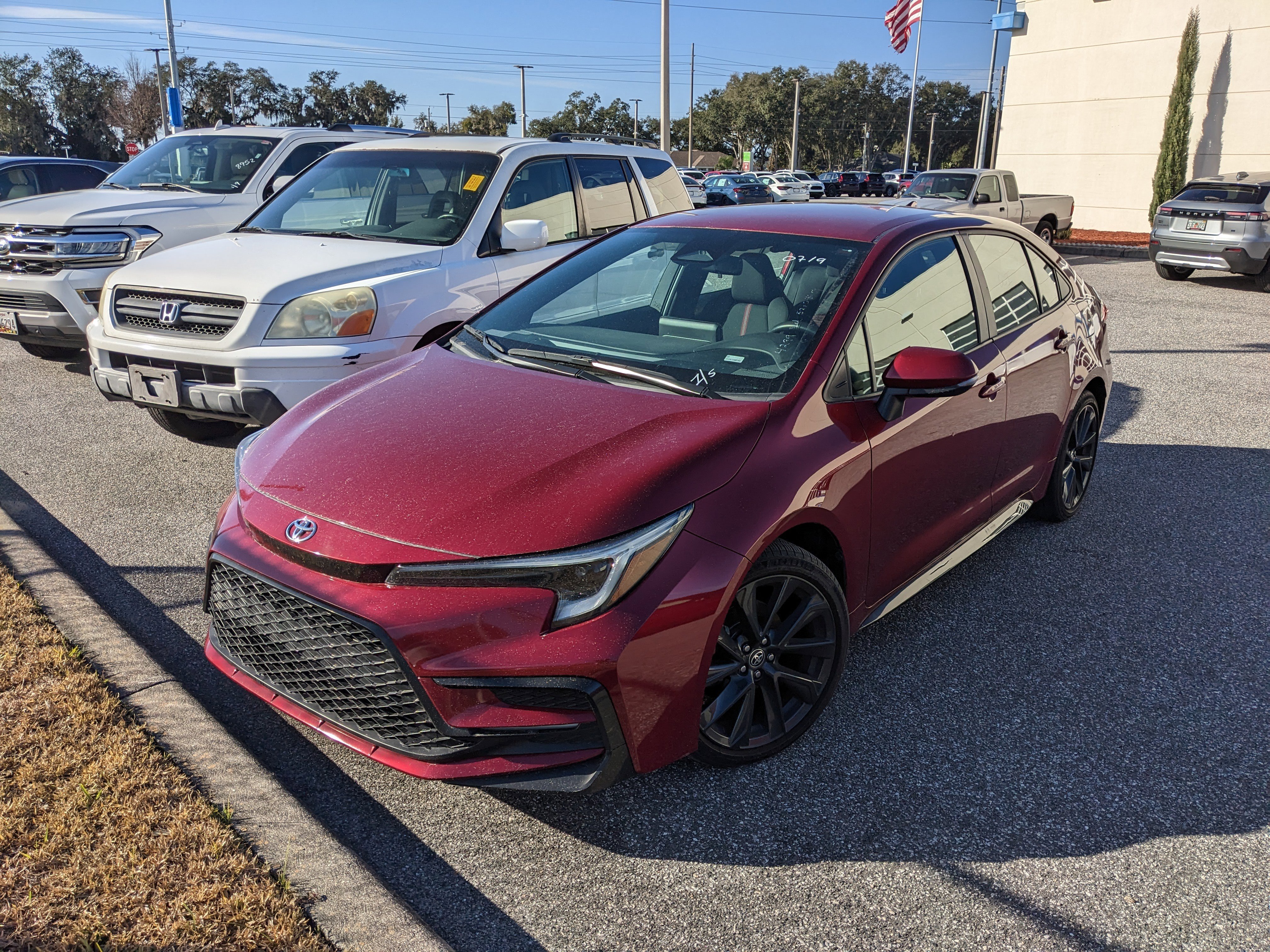 Used 2024 Toyota Corolla SE image 1