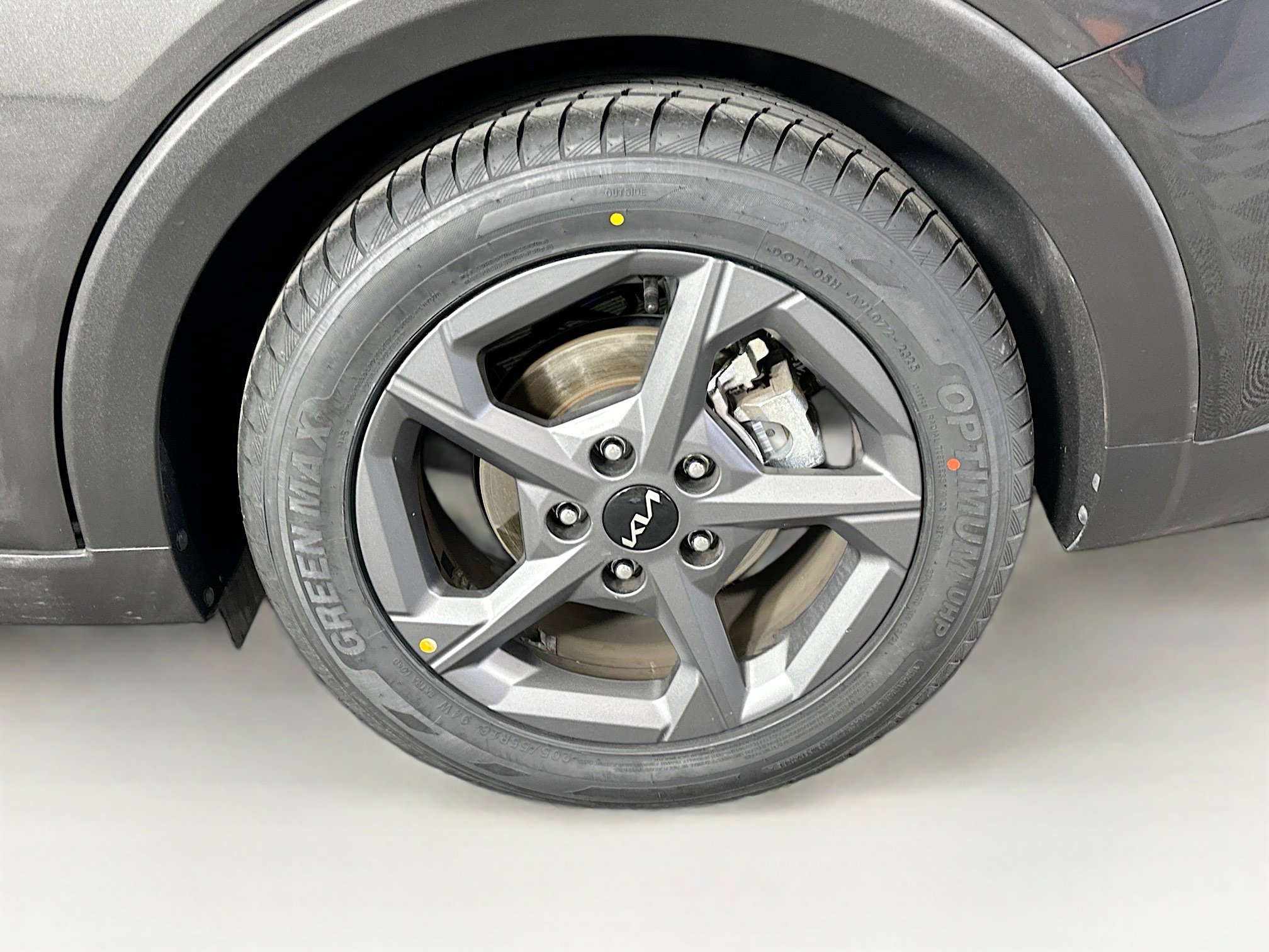 Used 2025 Kia K4 LXS image 11