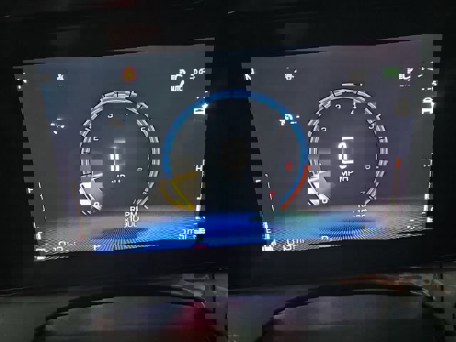 New 2026 Chevrolet Trax LT w/ LT Convenience Package FWD image 12