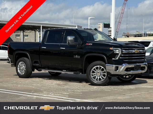 Used 2025 Chevrolet Silverado 2500 LTZ w/ LTZ Texas Edition AWD/4WD image 2