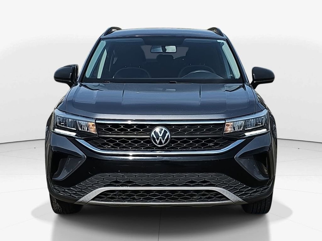 Used 2022 Volkswagen Taos S image 11