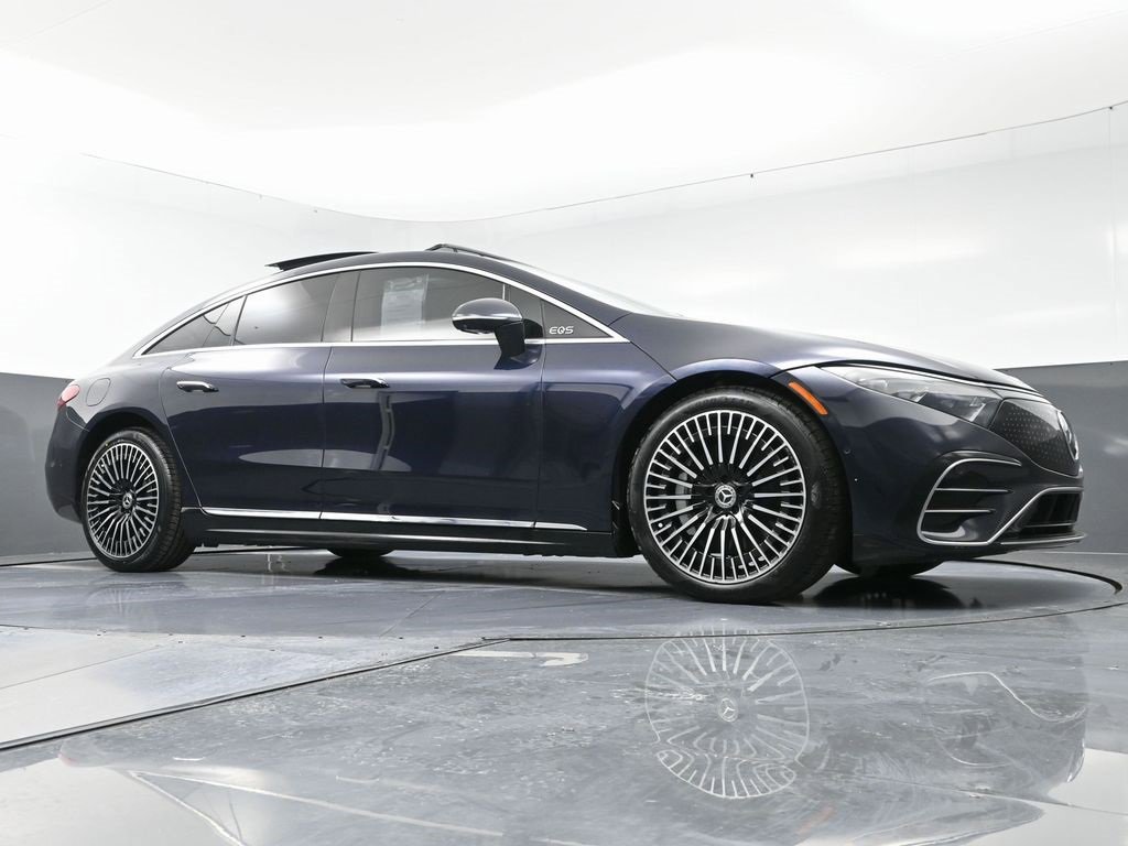 Used 2022 Mercedes-Benz EQS 450+ Sedan image 51
