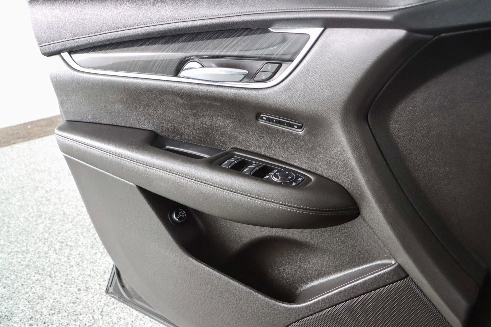 Used 2022 Cadillac XT6 Premium Luxury image 24