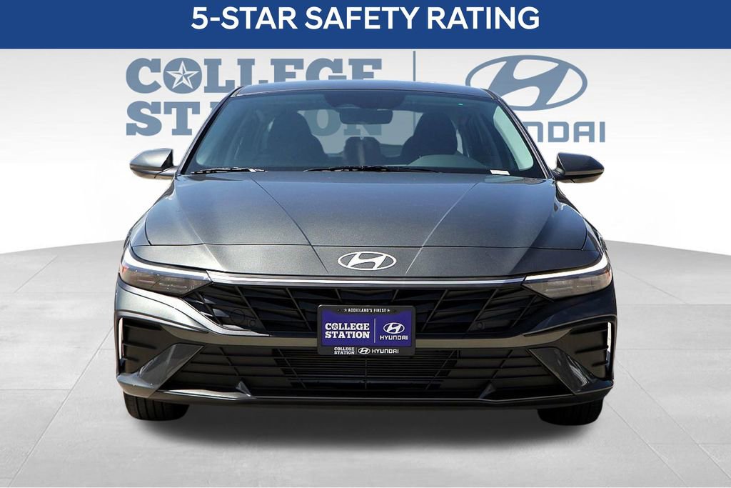 Used 2024 Hyundai Elantra SEL image 10