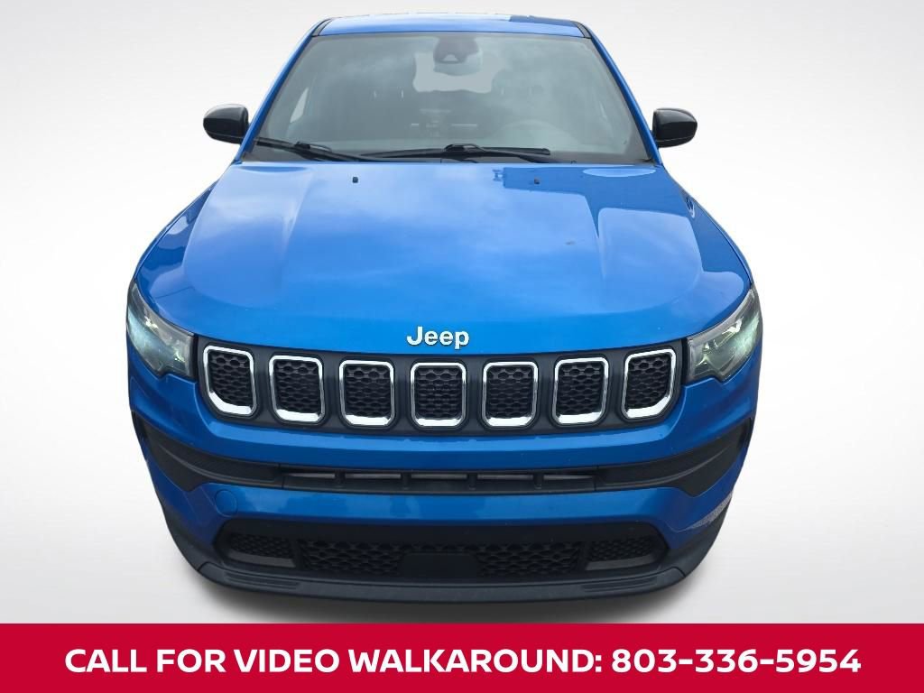 Used 2023 Jeep Compass Sport AWD/4WD image 3