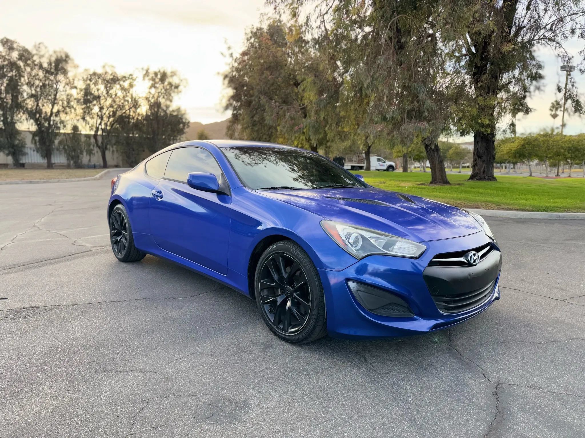 Used 2013 Hyundai Genesis 2.0T RWD image 2