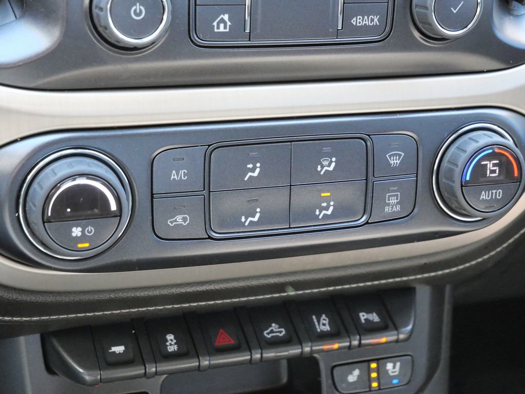 Used 2022 GMC Canyon Denali w/ Denali Black Edition Package image 40