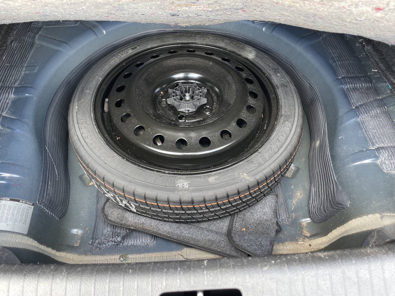 Used 2010 Buick LaCrosse CX FWD image 30