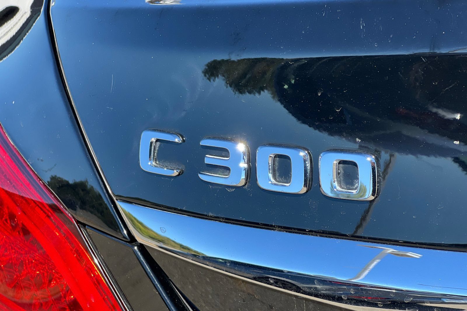 Used 2019 Mercedes-Benz C 300 Sedan w/ Premium Package image 12