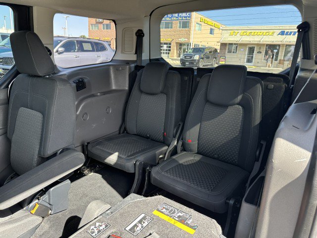 Used 2022 Ford Transit Connect XLT FWD image 14