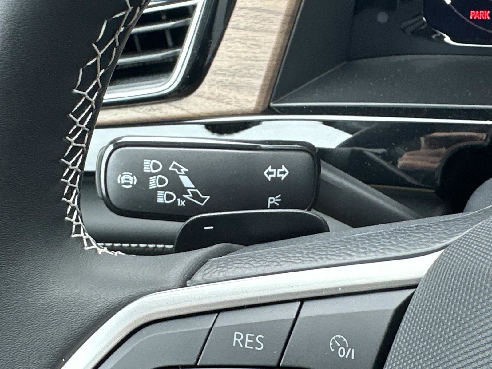 New 2026 Volkswagen Atlas SE image 24