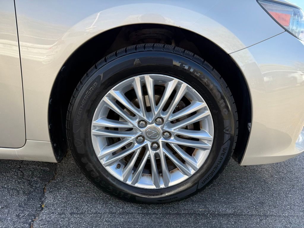 Used 2013 Lexus ES 350 image 27