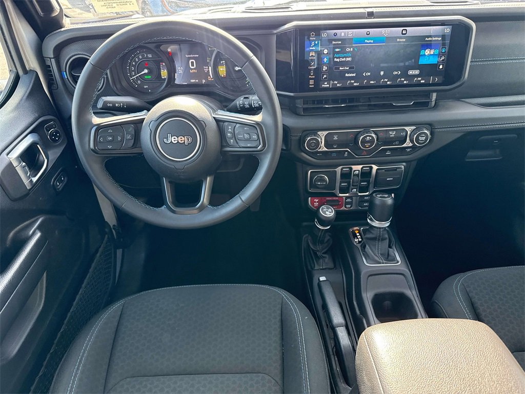 Used 2024 Jeep Wrangler Unlimited Rubicon 4xe image 15