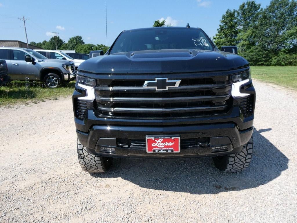 New 2026 Chevrolet Silverado 1500 High Country w/ Midnight Edition AWD/4WD image 14