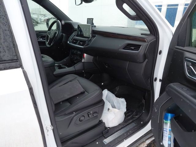 Used 2021 Chevrolet Tahoe Z71 w/ Luxury Package image 14