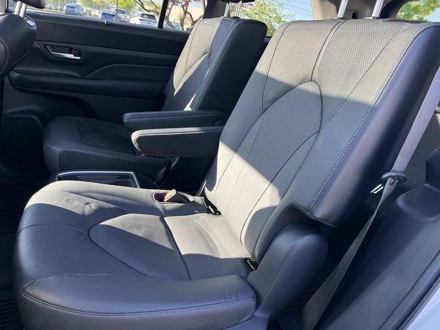 Used 2024 Toyota Grand Highlander Limited image 22