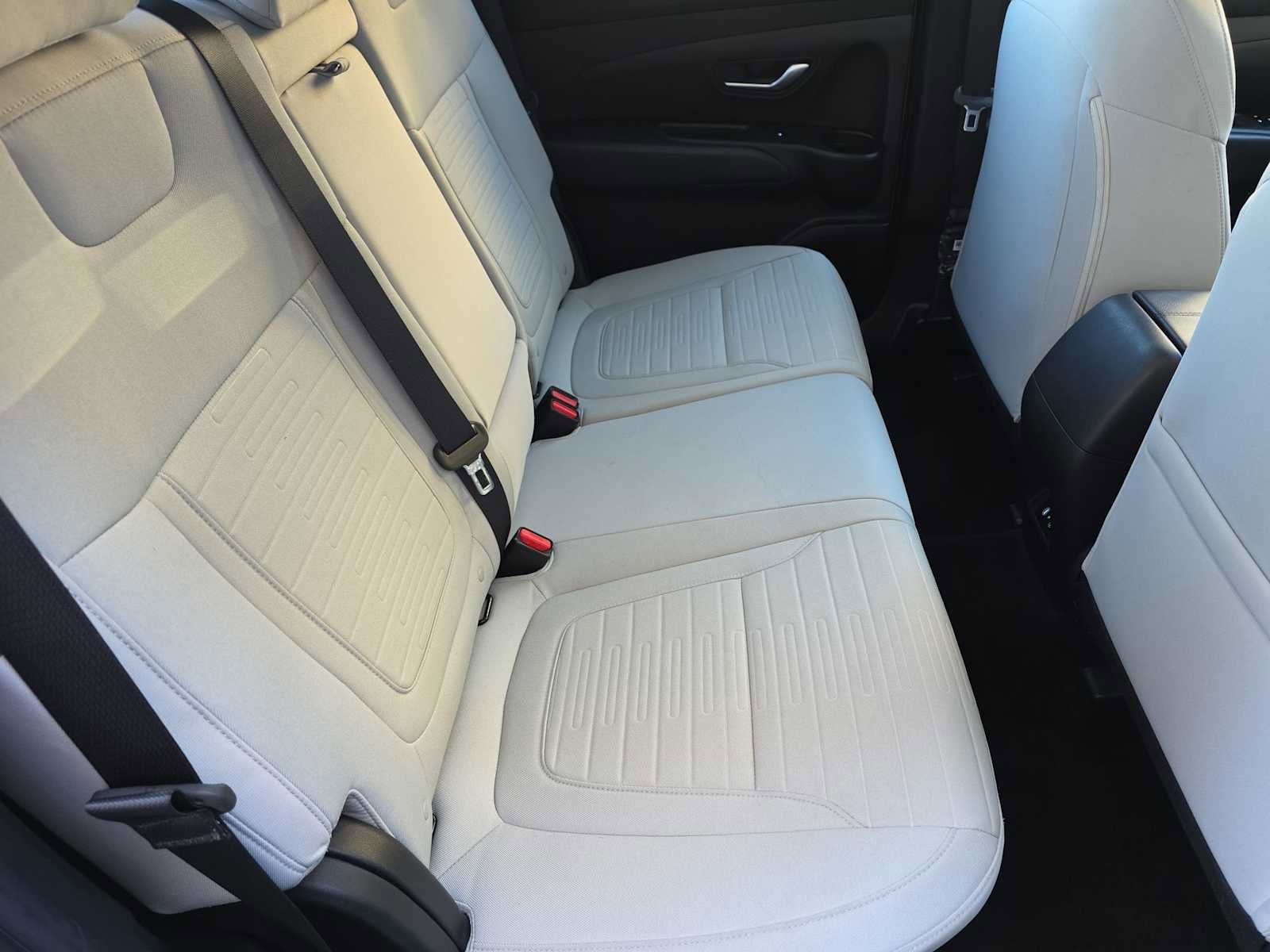 Used 2025 Hyundai Santa Cruz SE image 17