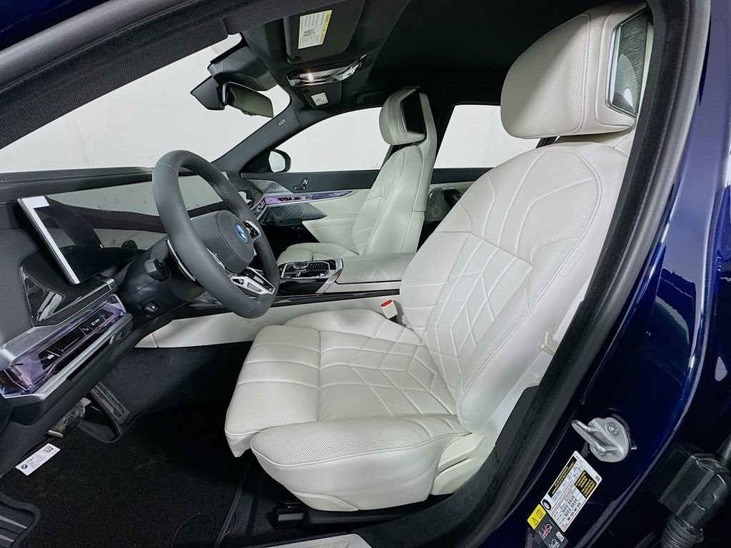 New 2026 BMW 750e xDrive w/ Executive Package AWD/4WD image 16